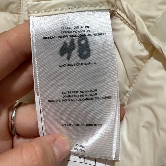 New Lole Claudia Down Puffer Jacket XS Cream Lightweight Warm Layering Staple - Picture 13 of 16